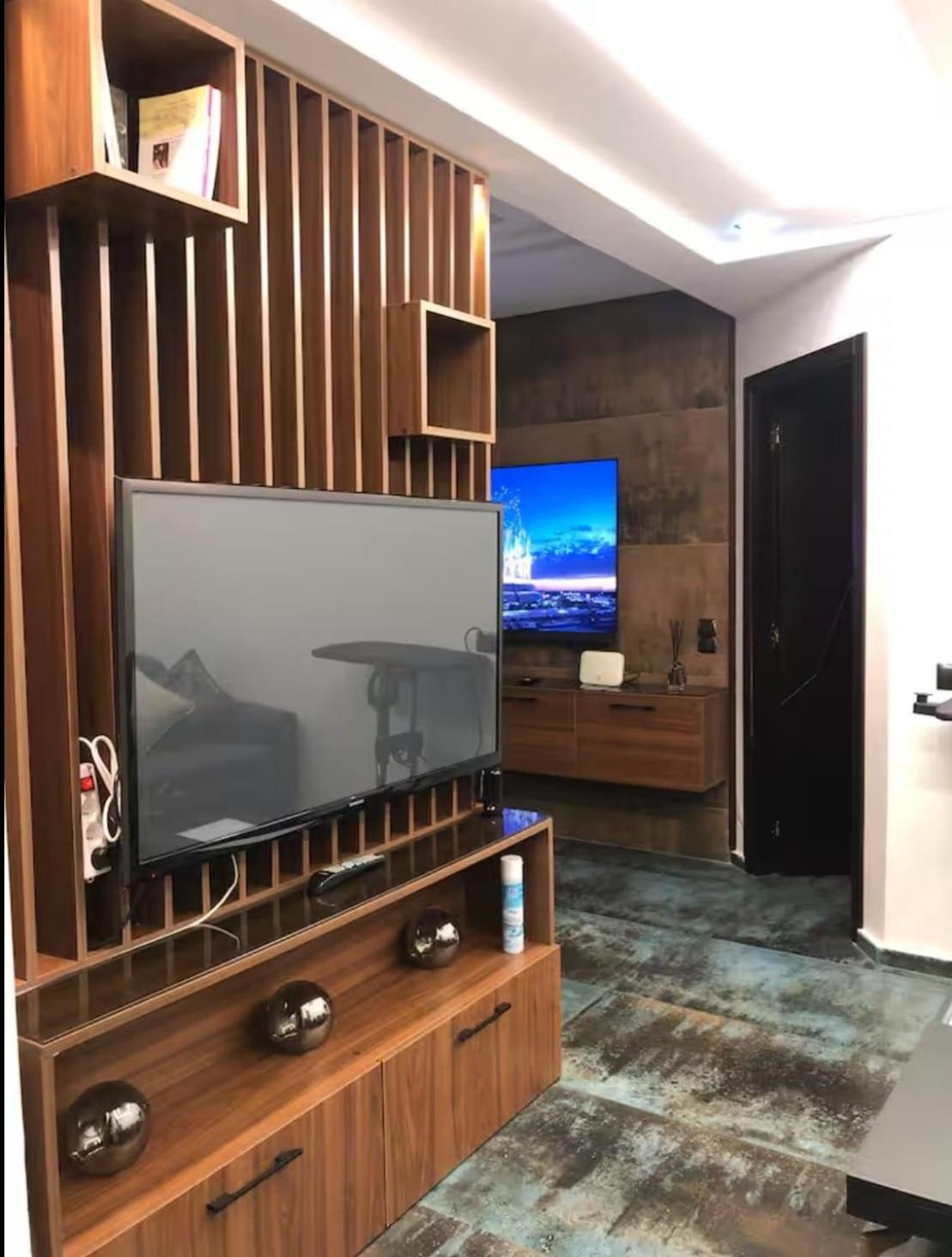 Well Equipped With Luxurious Interior Furnishings *