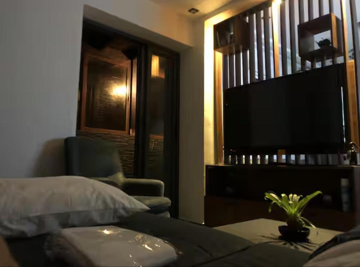Well Equipped With Luxurious Interior Furnishings